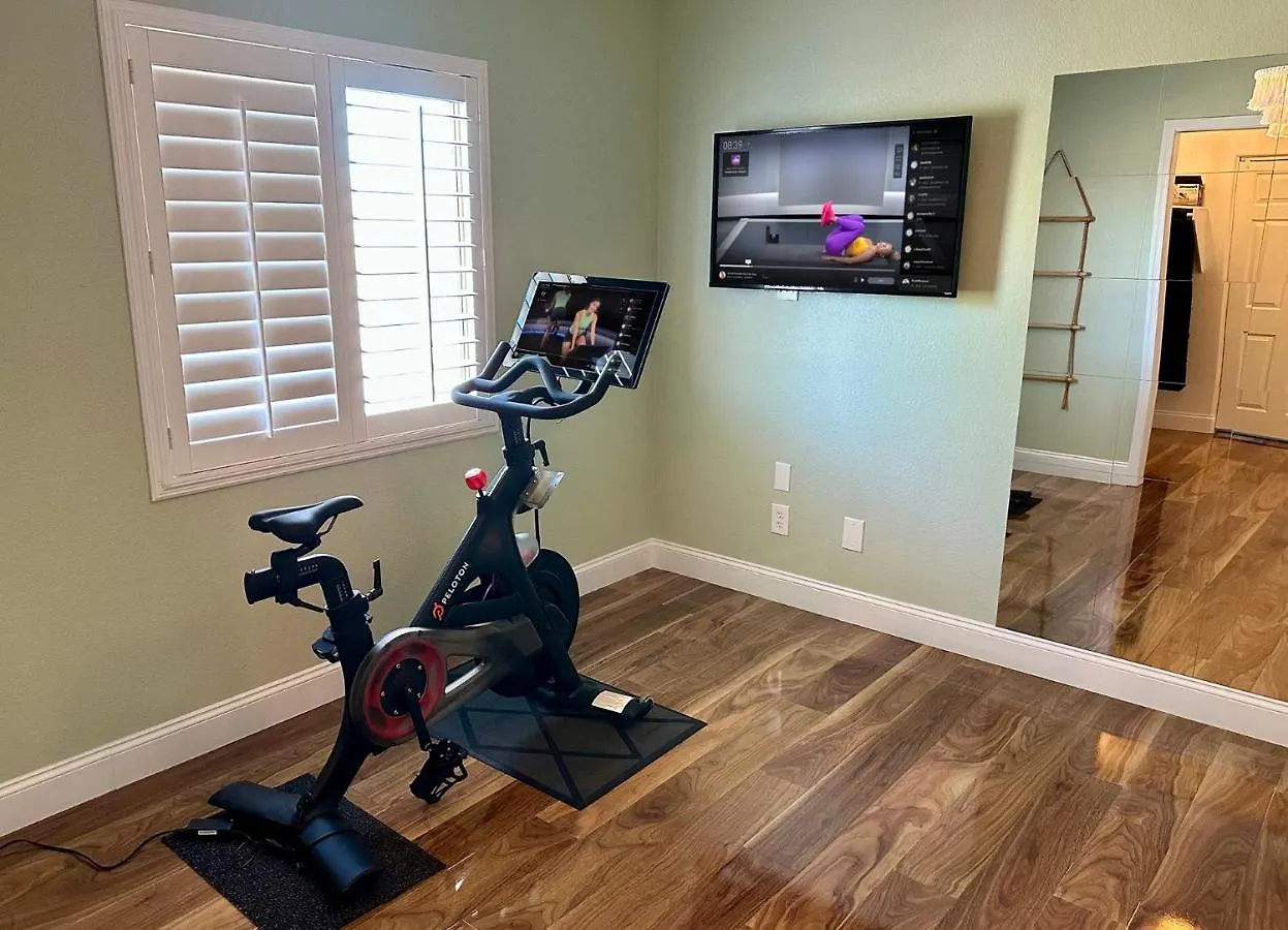 Buddha Gem, Central 6 Bed Room Luxury Home With Pool Hot Tub Game Room And Much More Las Vegas 0*,  United States