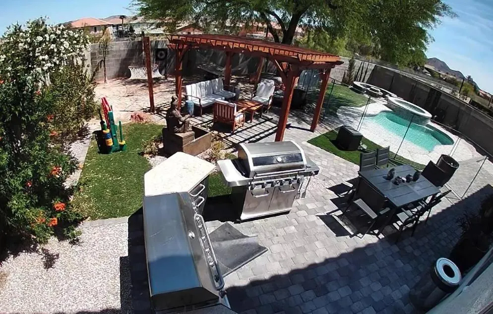 Buddha Gem, Central 6 Bed Room Luxury Home With Pool Hot Tub Game Room And Much More Las Vegas Holiday home